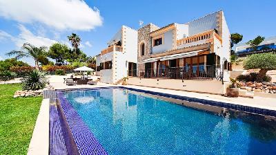 Villa close to beach perfect for families