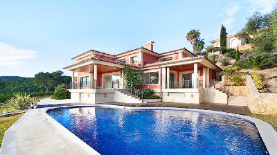 Spacious high quality Villa