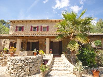 Beautiful stone house in the idyllic village Capdella