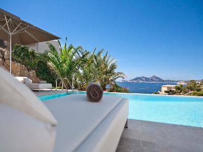 Top Villa! Redeveloped luxury villa with sea views in La Mola